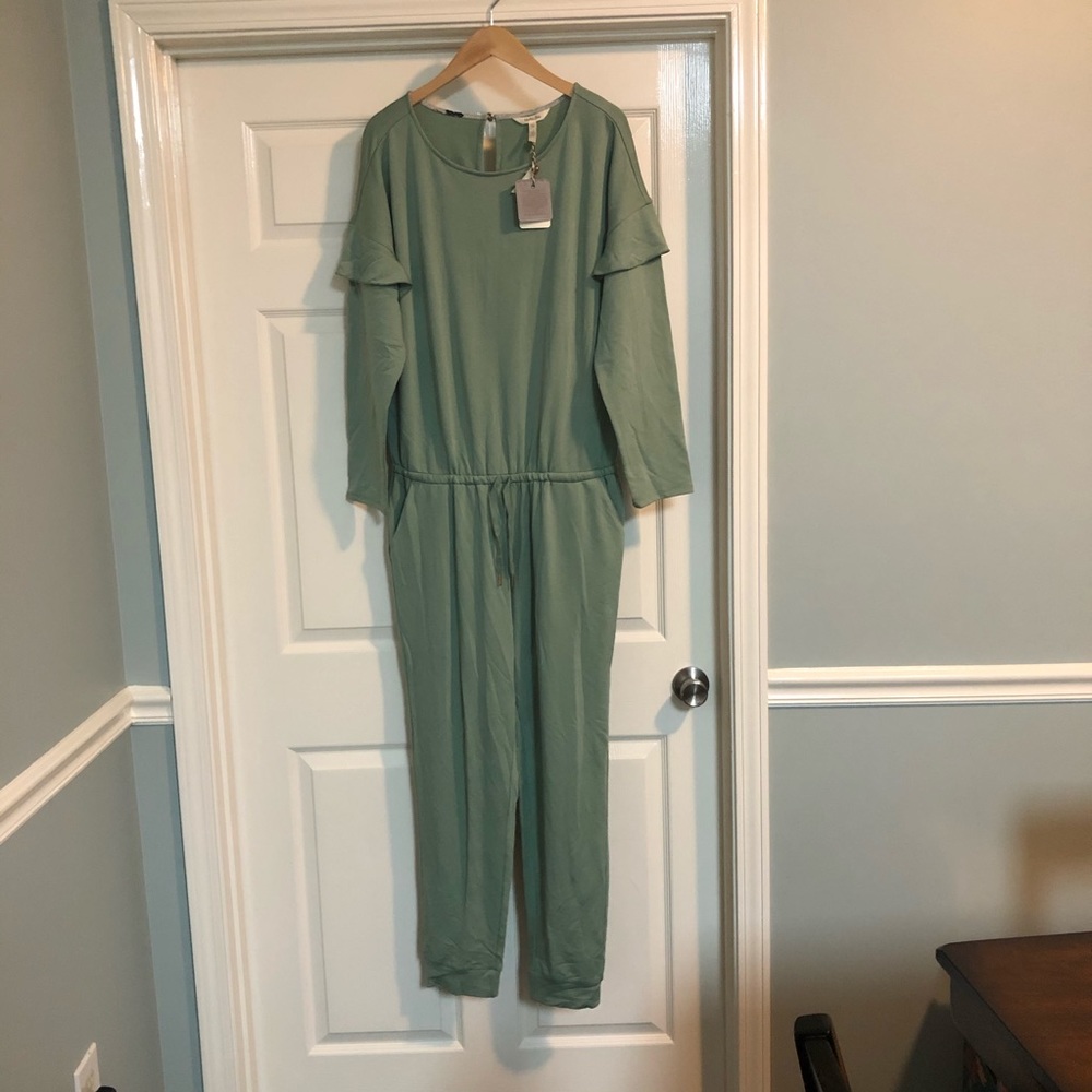 Resting day romper